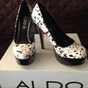 Aldo platform toe stilettos.